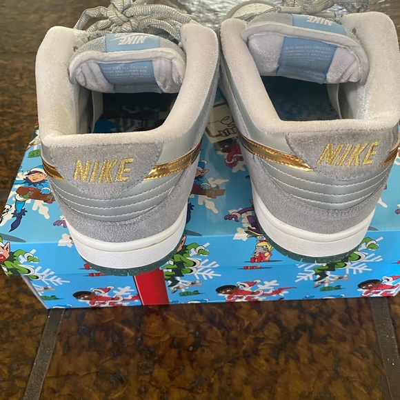 Nike SB x Sean Cliver dunk low - Picture 2 of 14